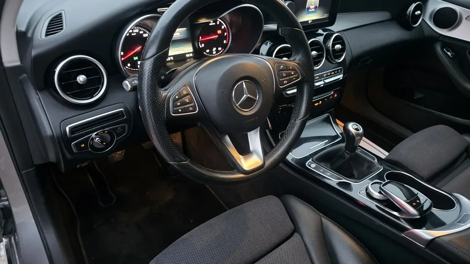 MERCEDES-BENZ C Klasa -