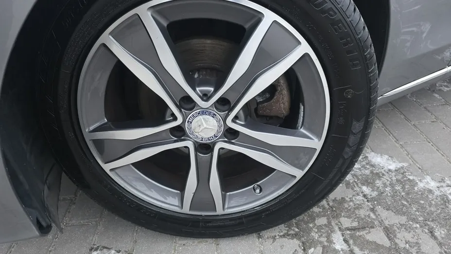 MERCEDES-BENZ C Klasa -