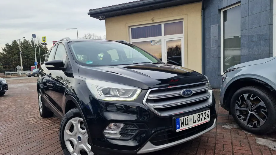FORD Kuga -