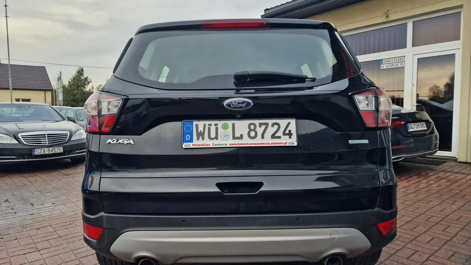FORD Kuga -