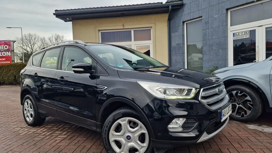 FORD Kuga -