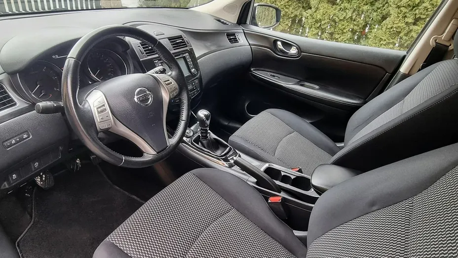 NISSAN Pulsar -
