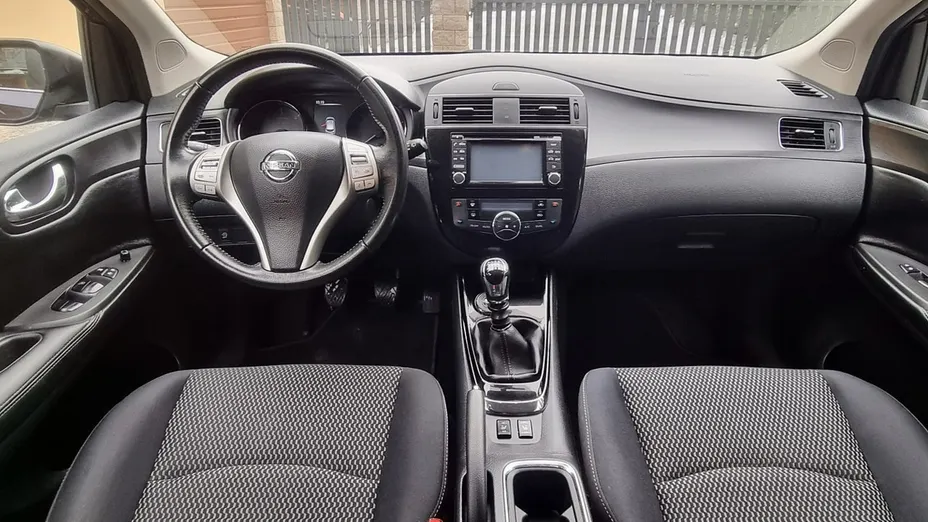 NISSAN Pulsar -