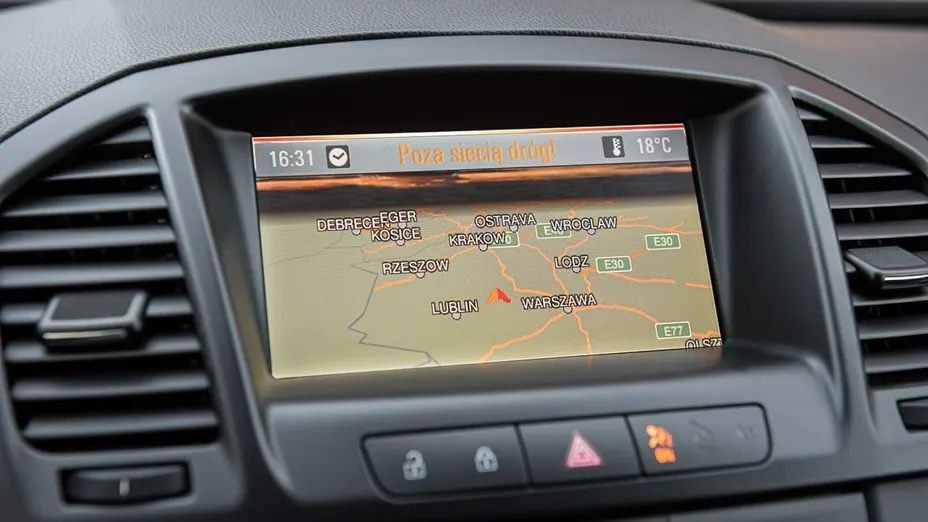 OPEL Insignia -