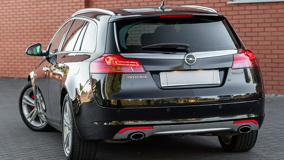 OPEL Insignia -