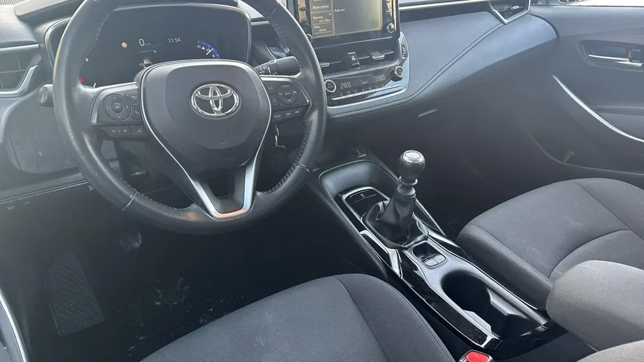 TOYOTA Corolla -