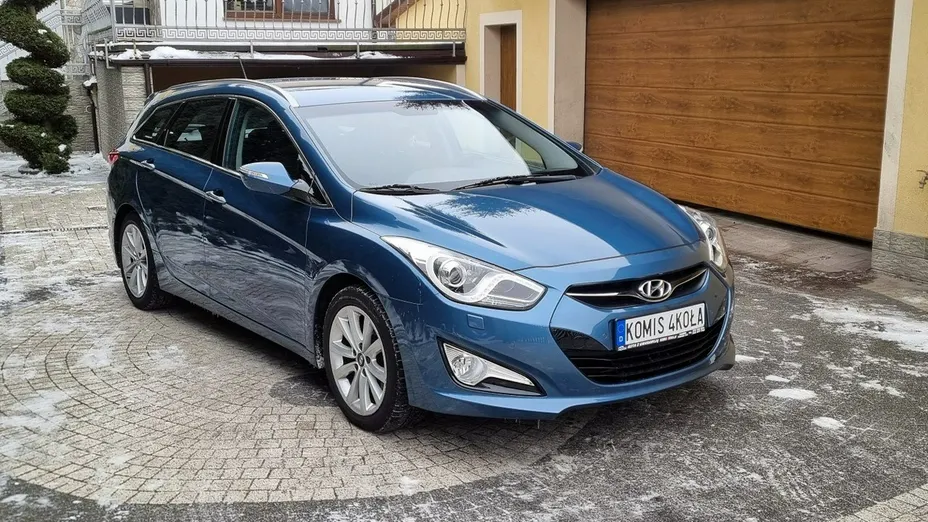 HYUNDAI i40 -