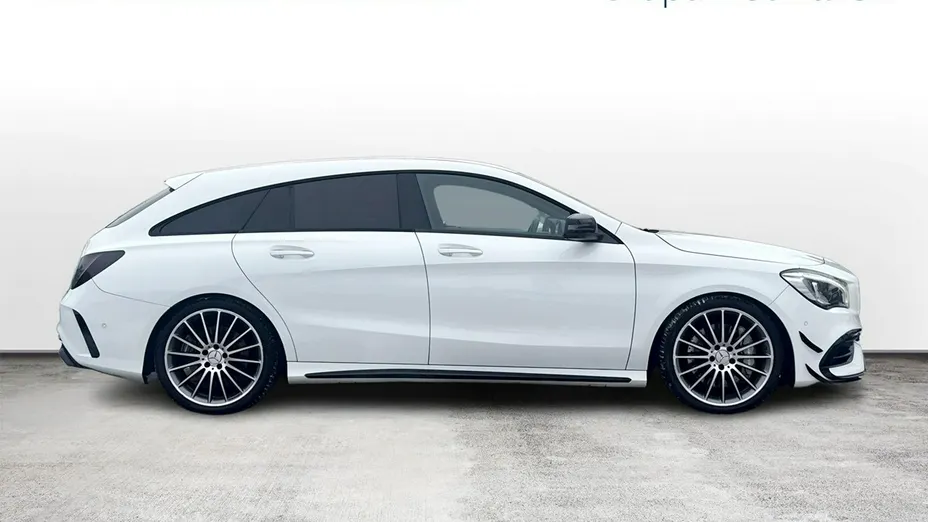 MERCEDES-BENZ CLA -