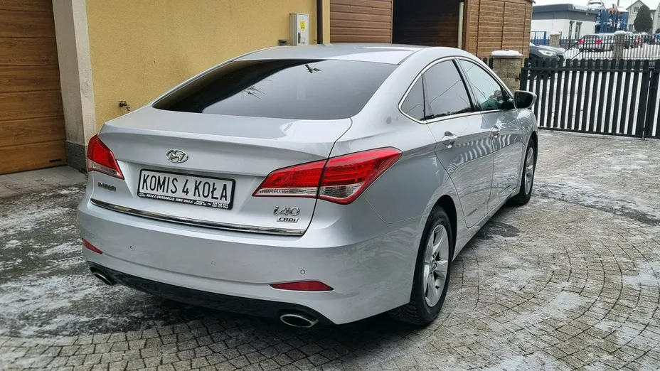 HYUNDAI i40 -