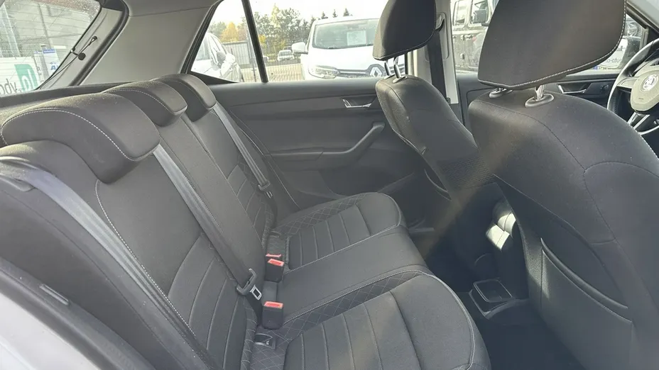 SKODA Fabia -