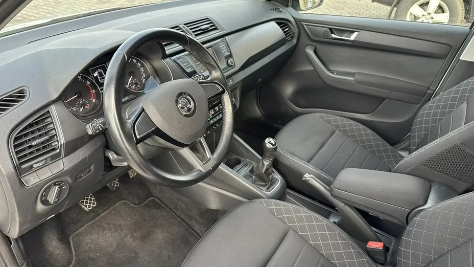 SKODA Fabia -