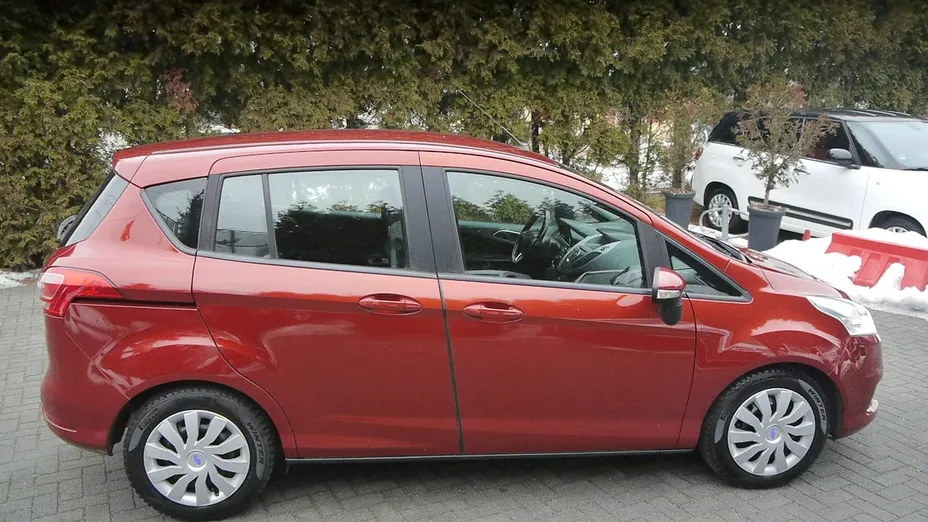 FORD B-MAX -