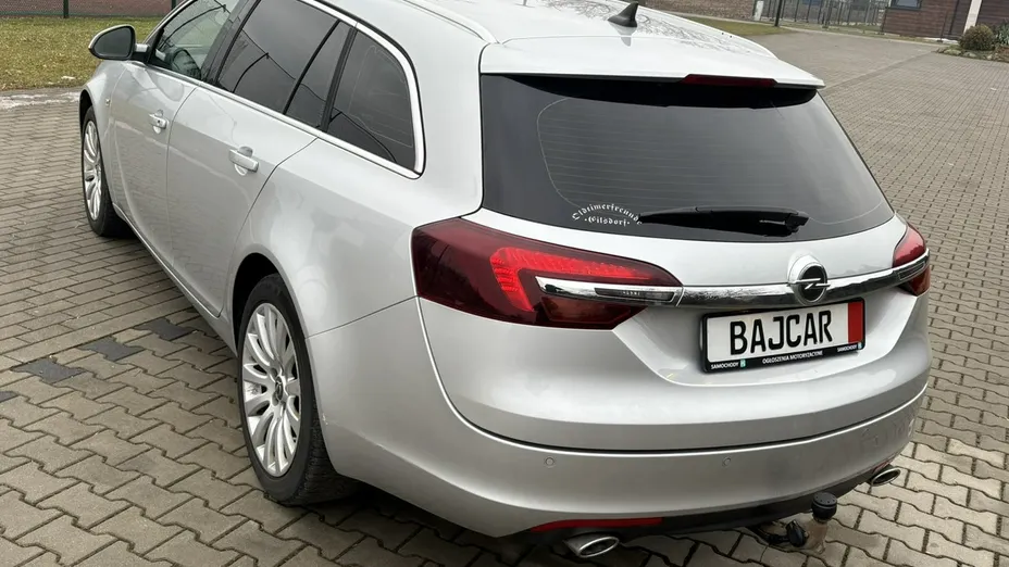 OPEL Insignia -