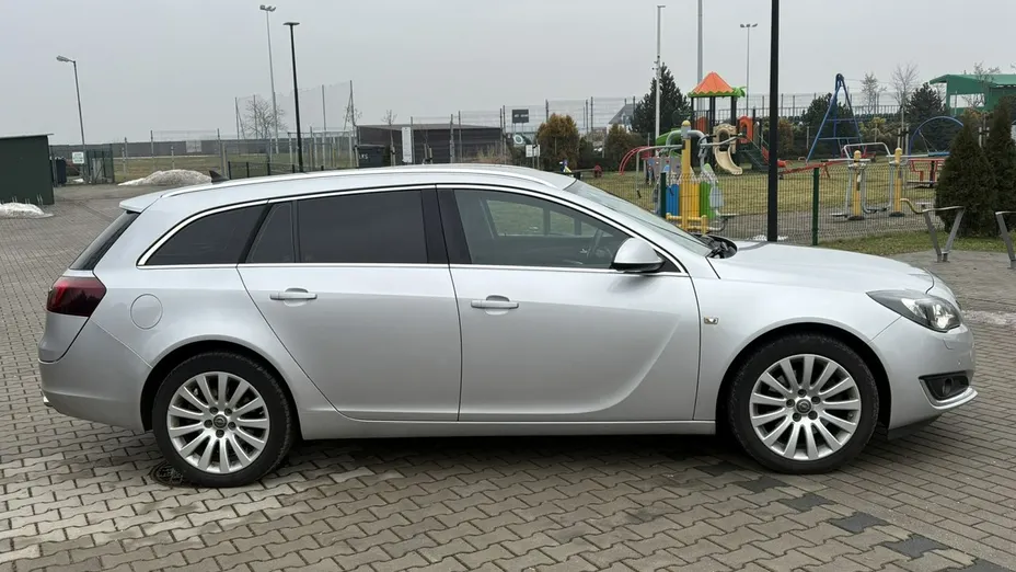 OPEL Insignia -