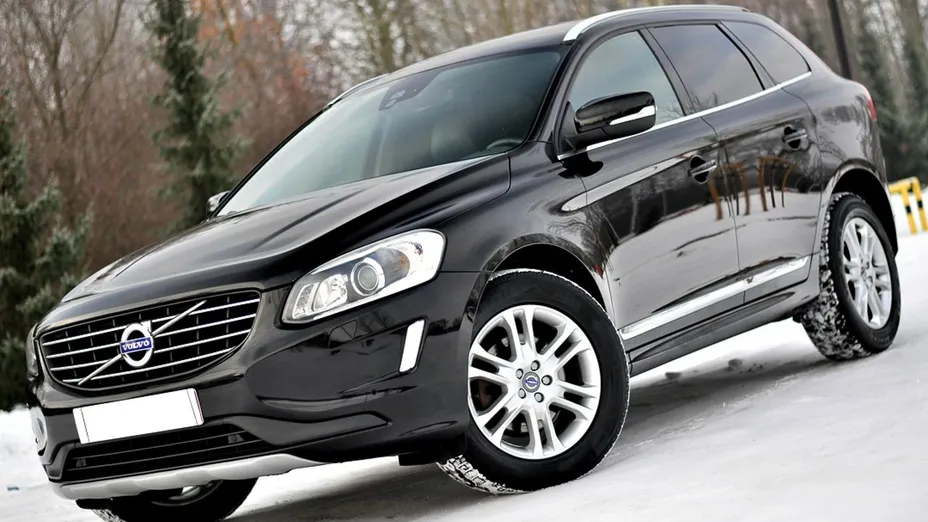 VOLVO XC60 -