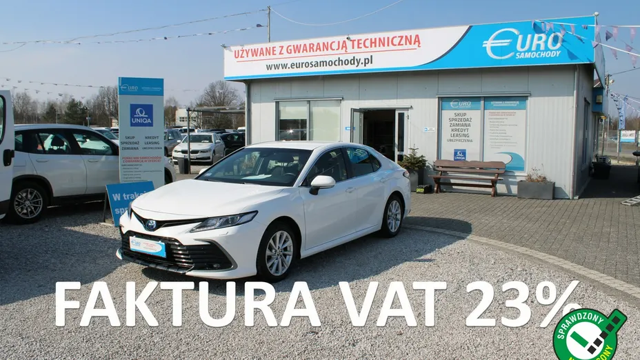 TOYOTA Camry -