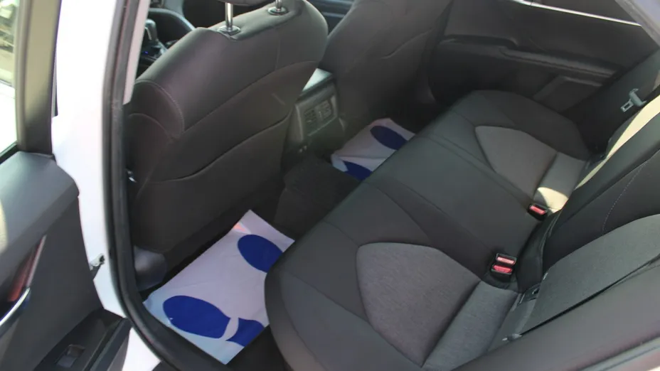 TOYOTA Camry -