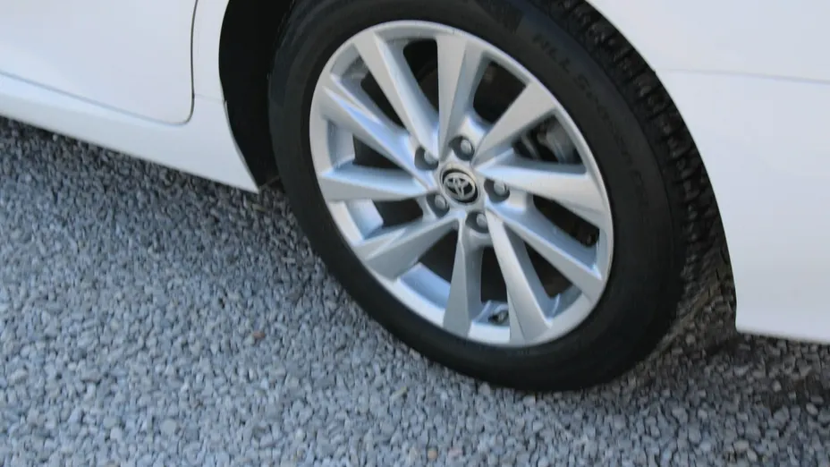 TOYOTA Camry -