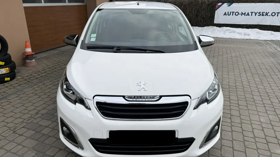 PEUGEOT 108 -