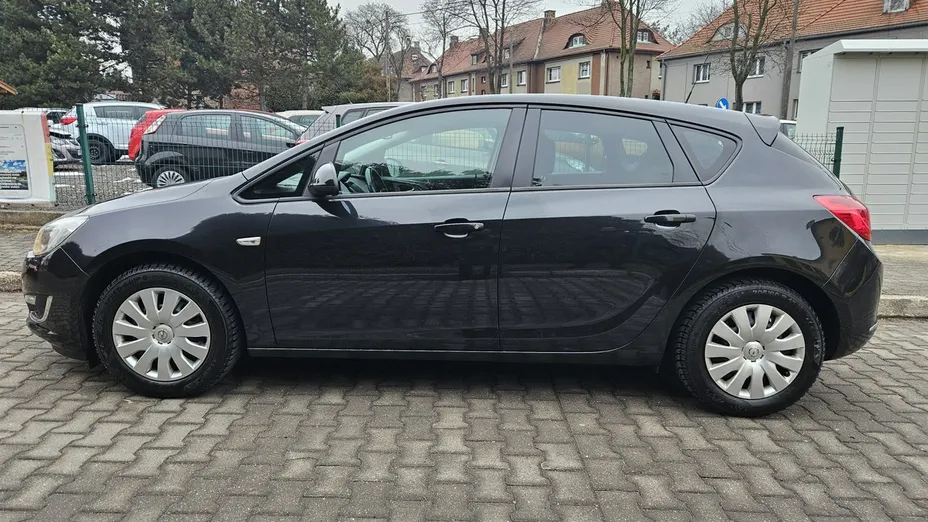 OPEL Astra -