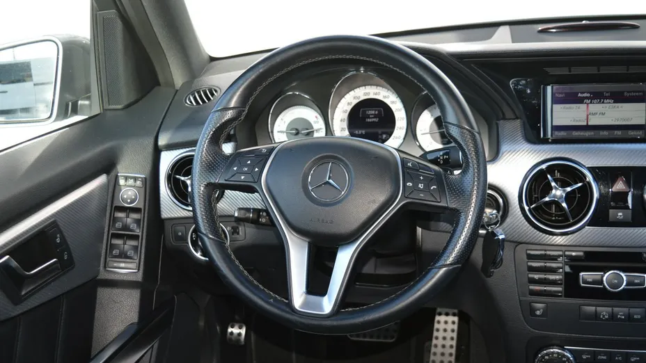 MERCEDES-BENZ GLK -
