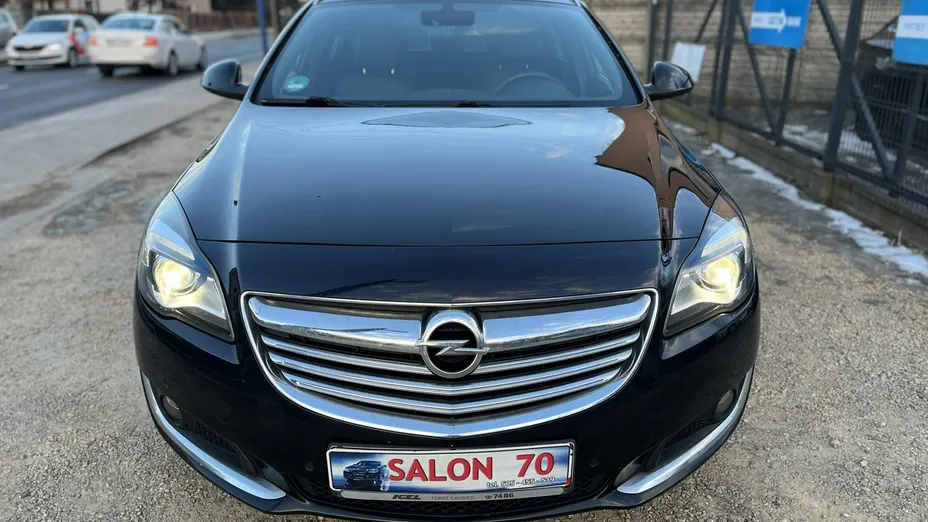 OPEL Insignia -