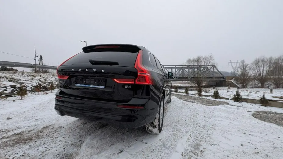 VOLVO XC60 -