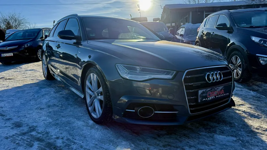 AUDI A6 -