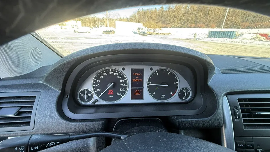 MERCEDES-BENZ B Klasa -