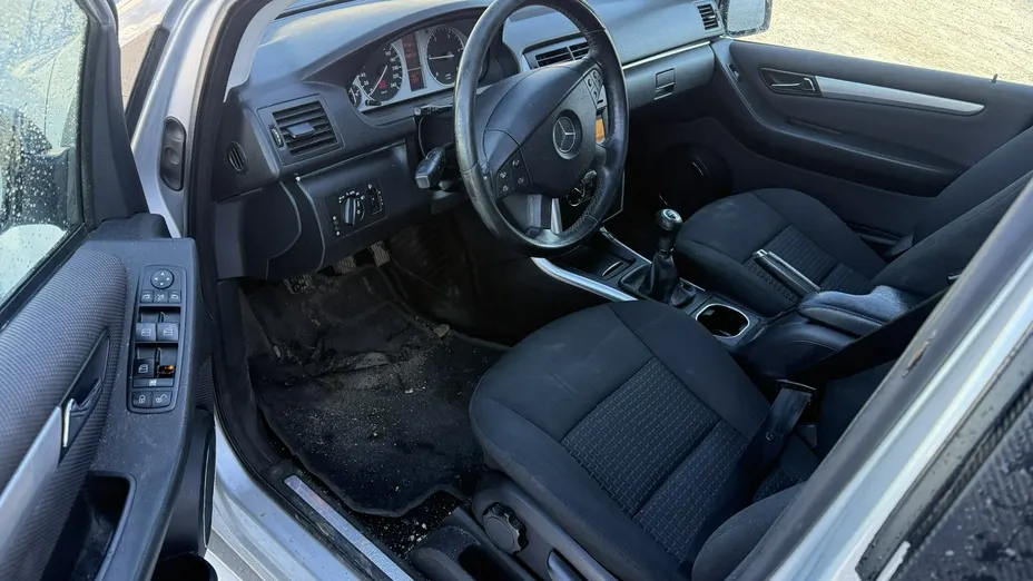 MERCEDES-BENZ B Klasa -