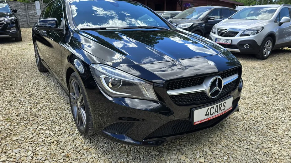 MERCEDES-BENZ CLA -