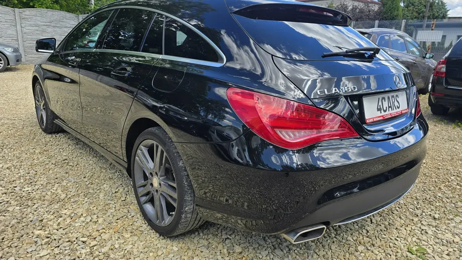 MERCEDES-BENZ CLA -