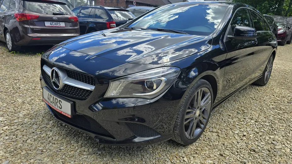 MERCEDES-BENZ CLA -