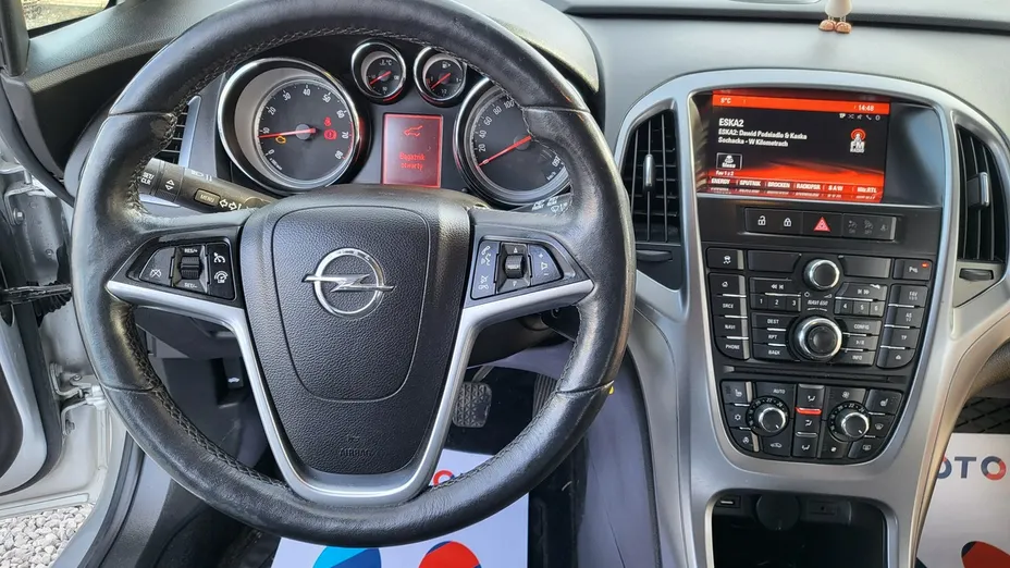 OPEL Astra -