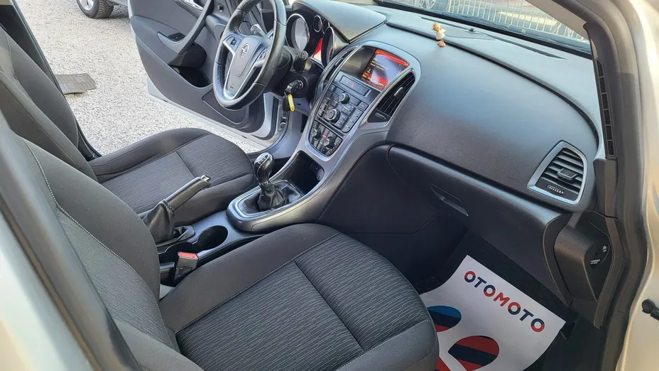 OPEL Astra -