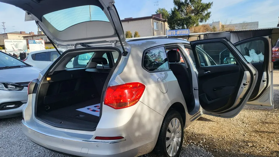 OPEL Astra -