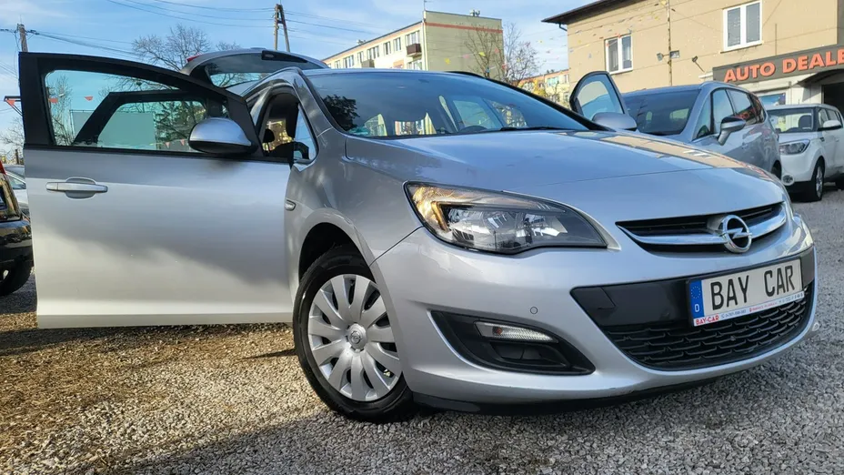 OPEL Astra -