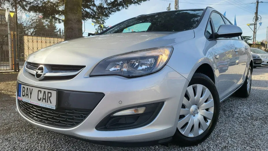 OPEL Astra -