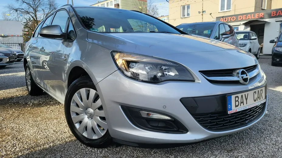 OPEL Astra -