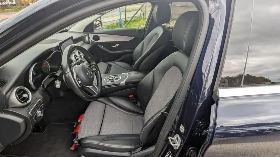 MERCEDES-BENZ C Klasa -