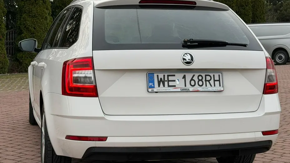 SKODA Octavia -
