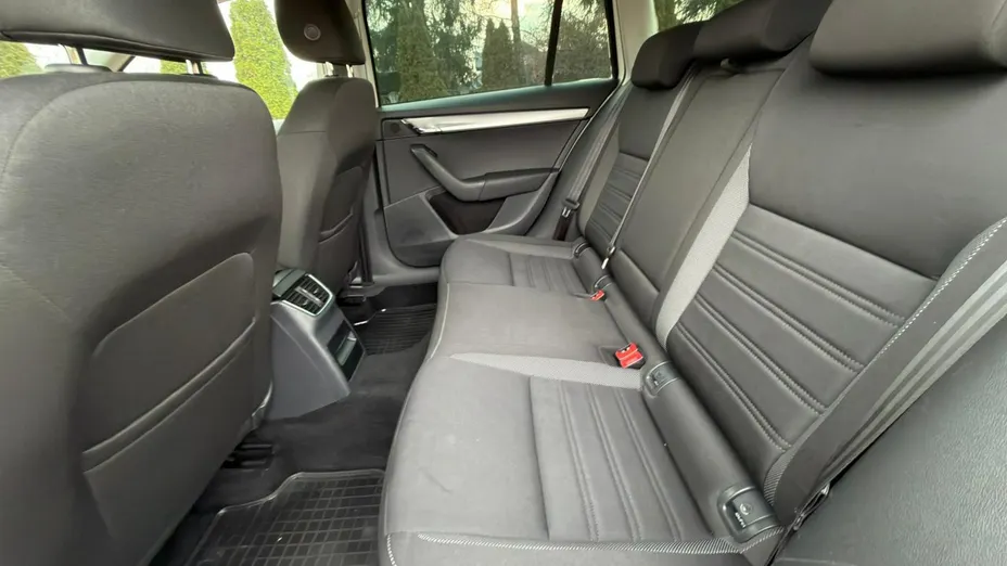 SKODA Octavia -