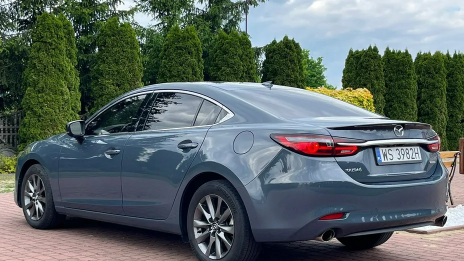 MAZDA 6 -