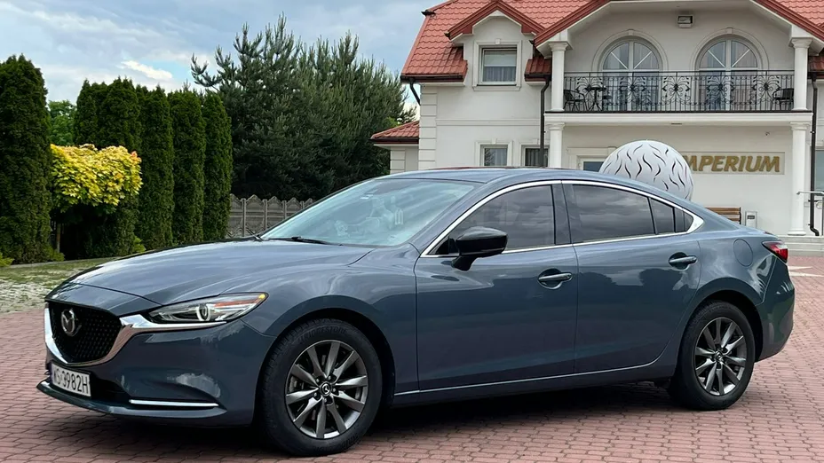 MAZDA 6 -
