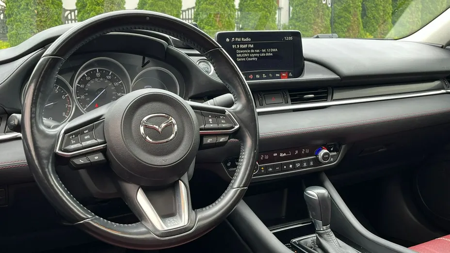 MAZDA 6 -
