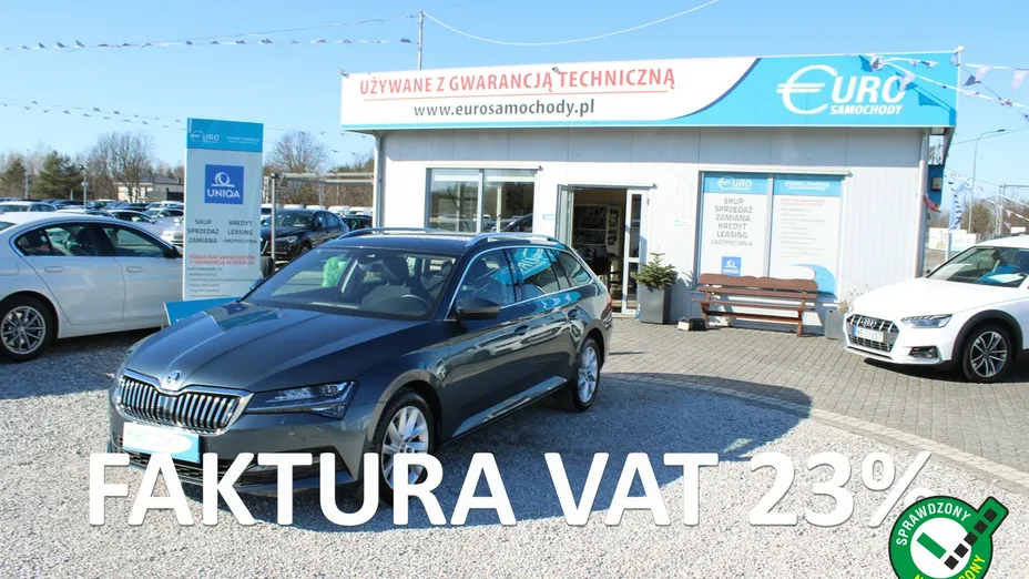 SKODA Superb -