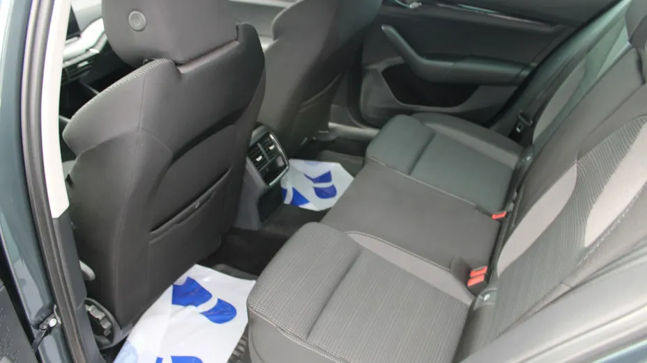 SKODA Octavia -