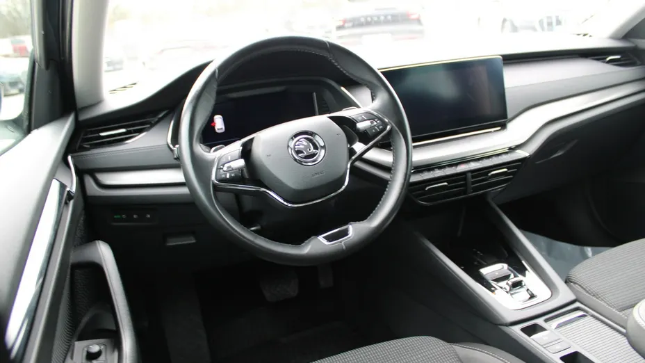 SKODA Octavia -