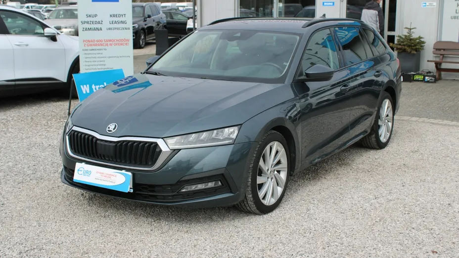 SKODA Octavia -