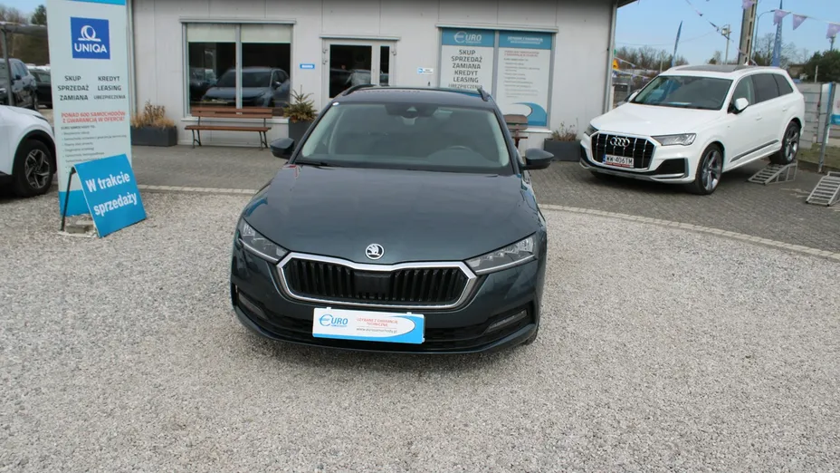 SKODA Octavia -